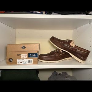 Sperry Leeward - Brown NWT